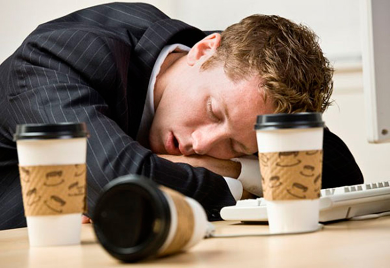 Descubre la relación entre sueño y café